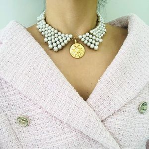 Beautiful gold tone big pendant comes with free pearl collar necklace